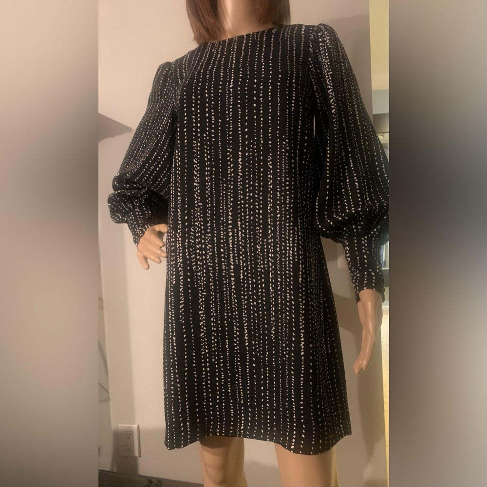 H&M | Mini Dress Long Sleeves